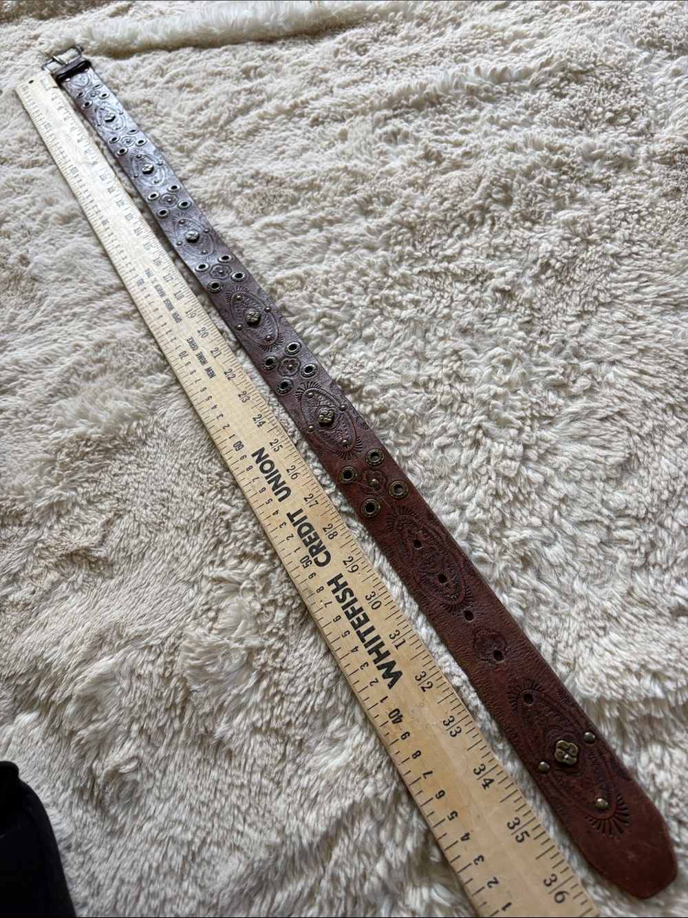 Fossil tooled Classic Brown Leather Women's Belt - Picture 6 of 7